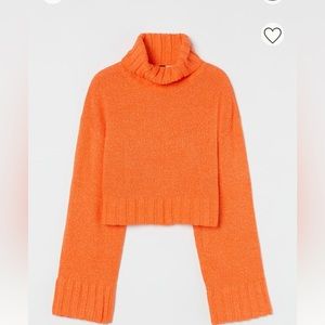 H&M short box cropped knit turtleneck sweater